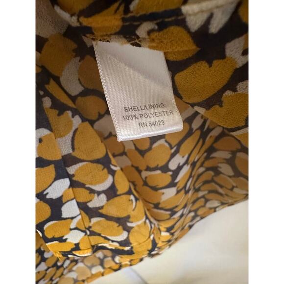 Banana Republic Yellow Abstract Print Button-Up Blouse - Size Medium - Picture 3 of 4